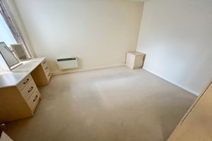 Bedroom- click for photo gallery